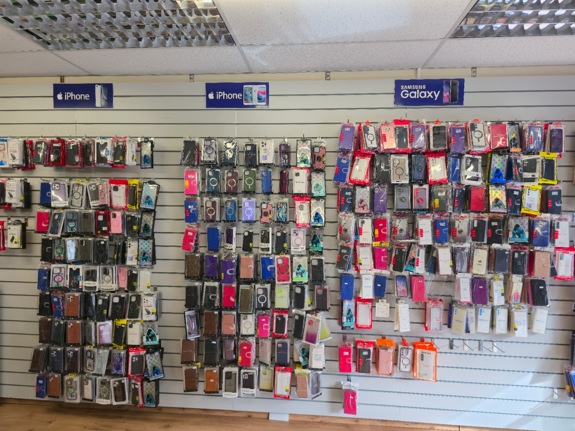 iPhone and Samsung Galaxy cases in store
